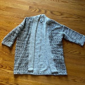 Woman’s Cardigan